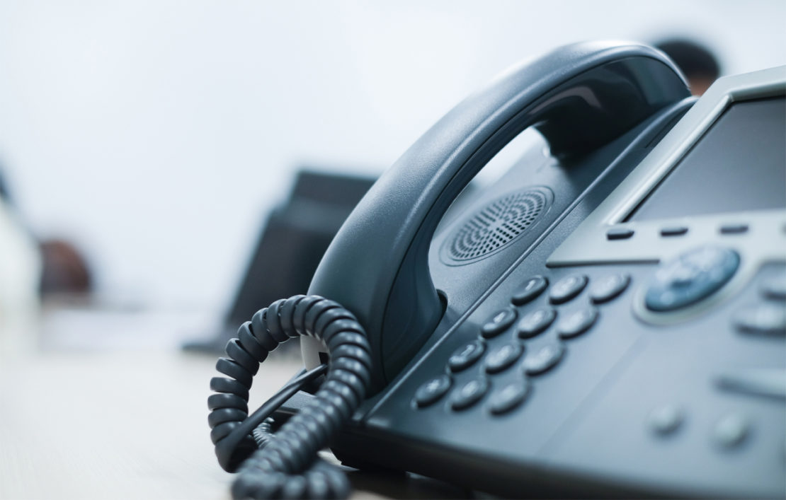 How to Choose Between Onsite and Hosted Telephony